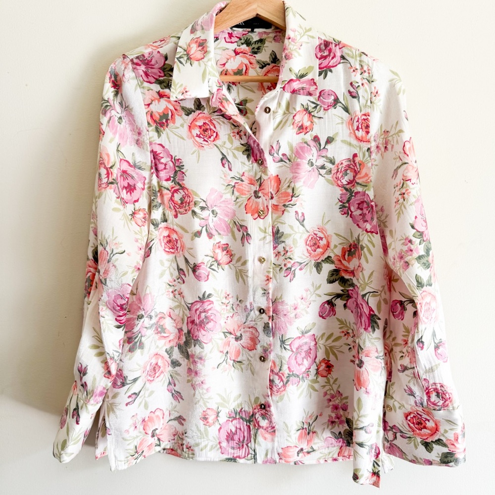 Zara Pink Floral Button‎ Down Shirt Size Small